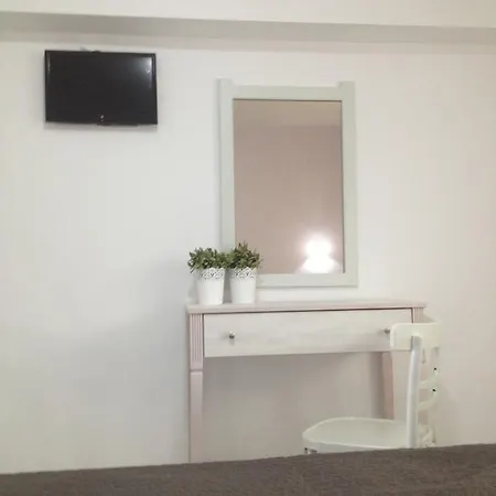 Maria Apartament Polychrono